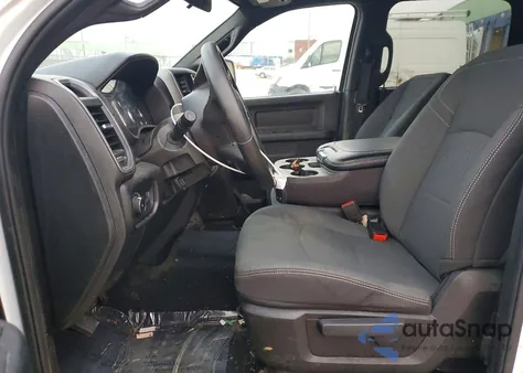 2023 Ram 2500 Tradesman z USA, uszkodzony, nr VIN 3C6UR5HJ1PG647053